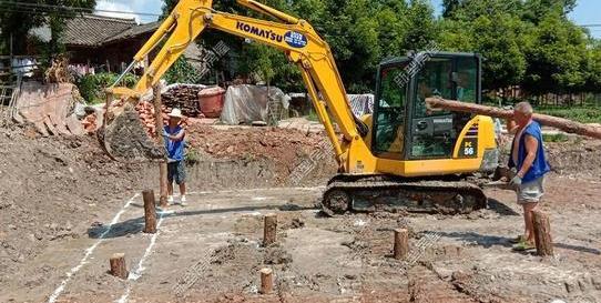 用松木樁加固地基的處理方案有哪些？需要多少成本[附實(shí)例]