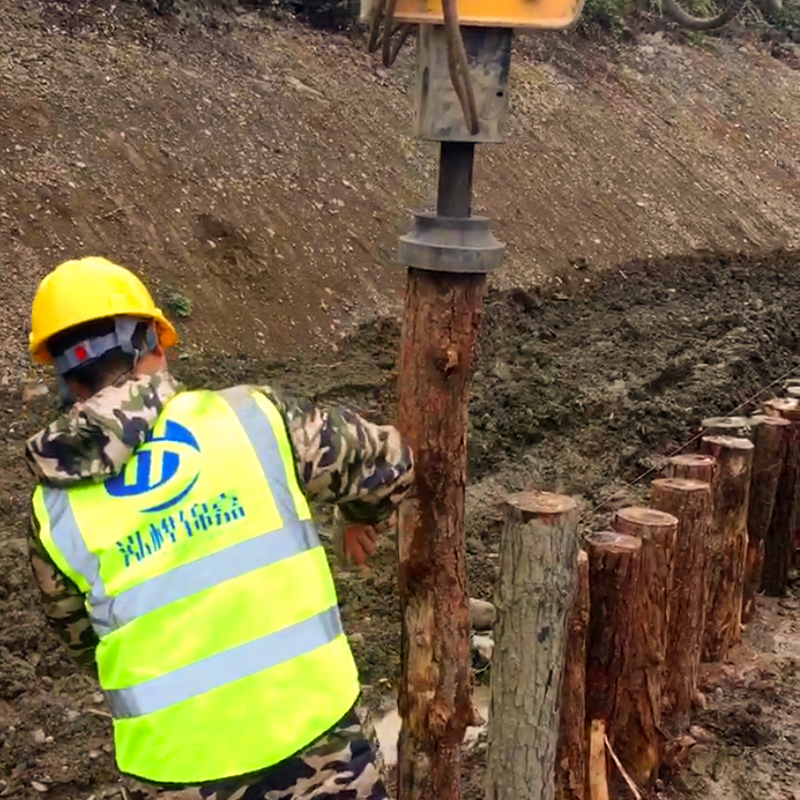 打松木樁價(jià)格解析：打木樁包工多少錢一根？