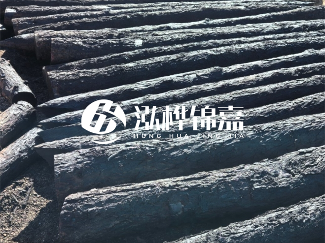 經(jīng)過防腐處理的松木樁價格貴多少？炭化處理的松木樁貴多少？