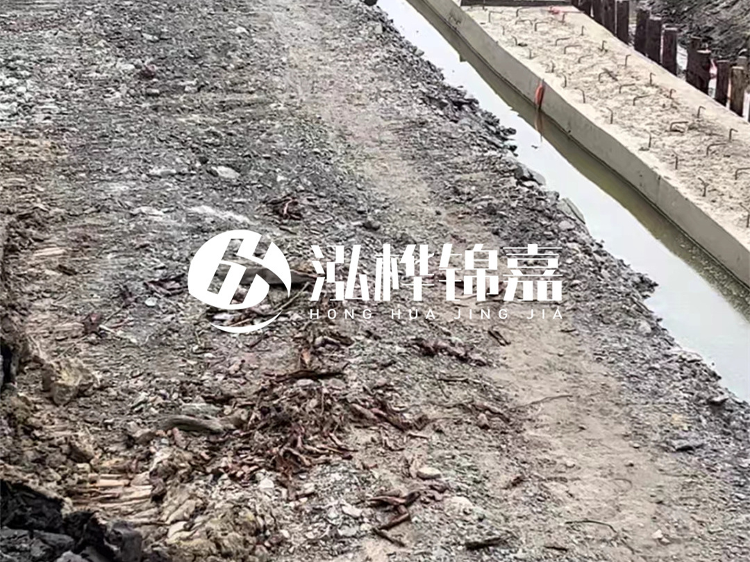 打樁木的用途是什么？河道打木樁好還是水泥樁好？