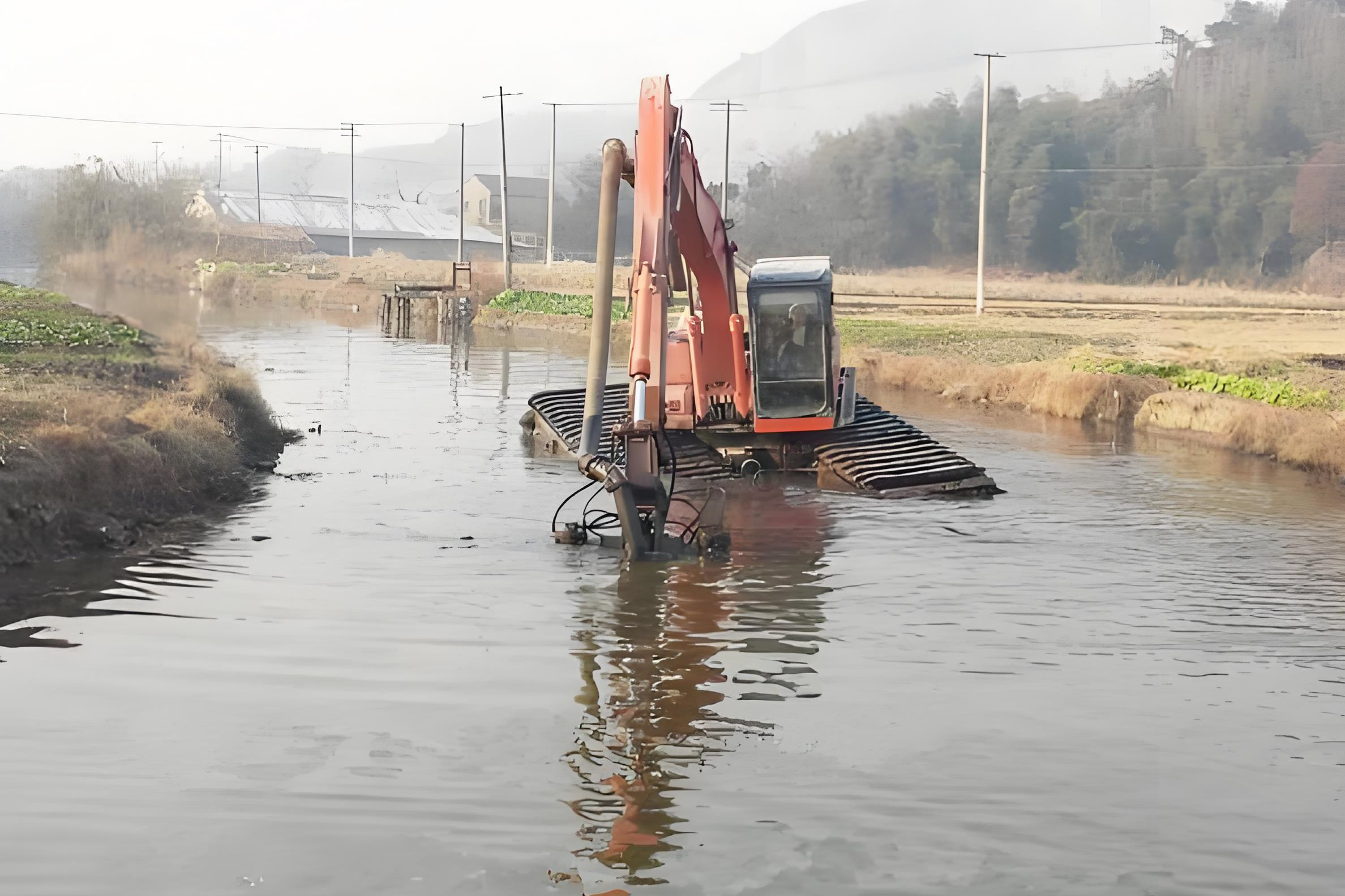 貴州遵義挖機(jī)清淤施工隊(duì)-鄉(xiāng)村溝渠清淤后如何防止再次淤積？