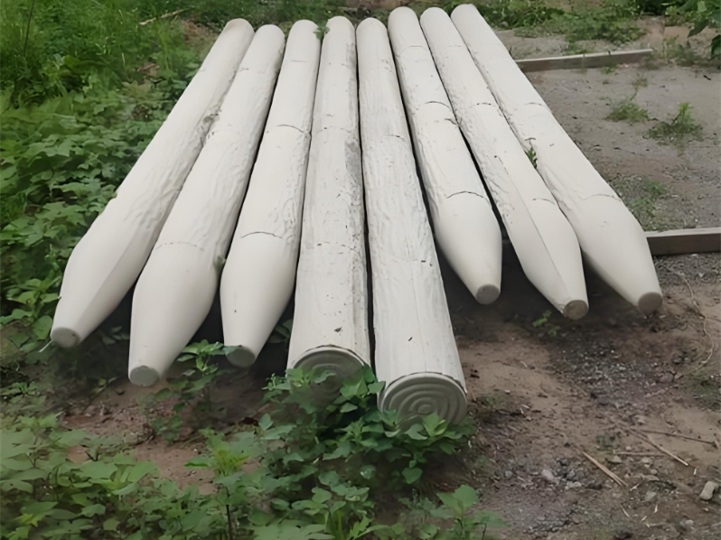 水泥樁批發(fā)廠家泓樺錦嘉-水泥仿木樁的耐腐蝕性如何？