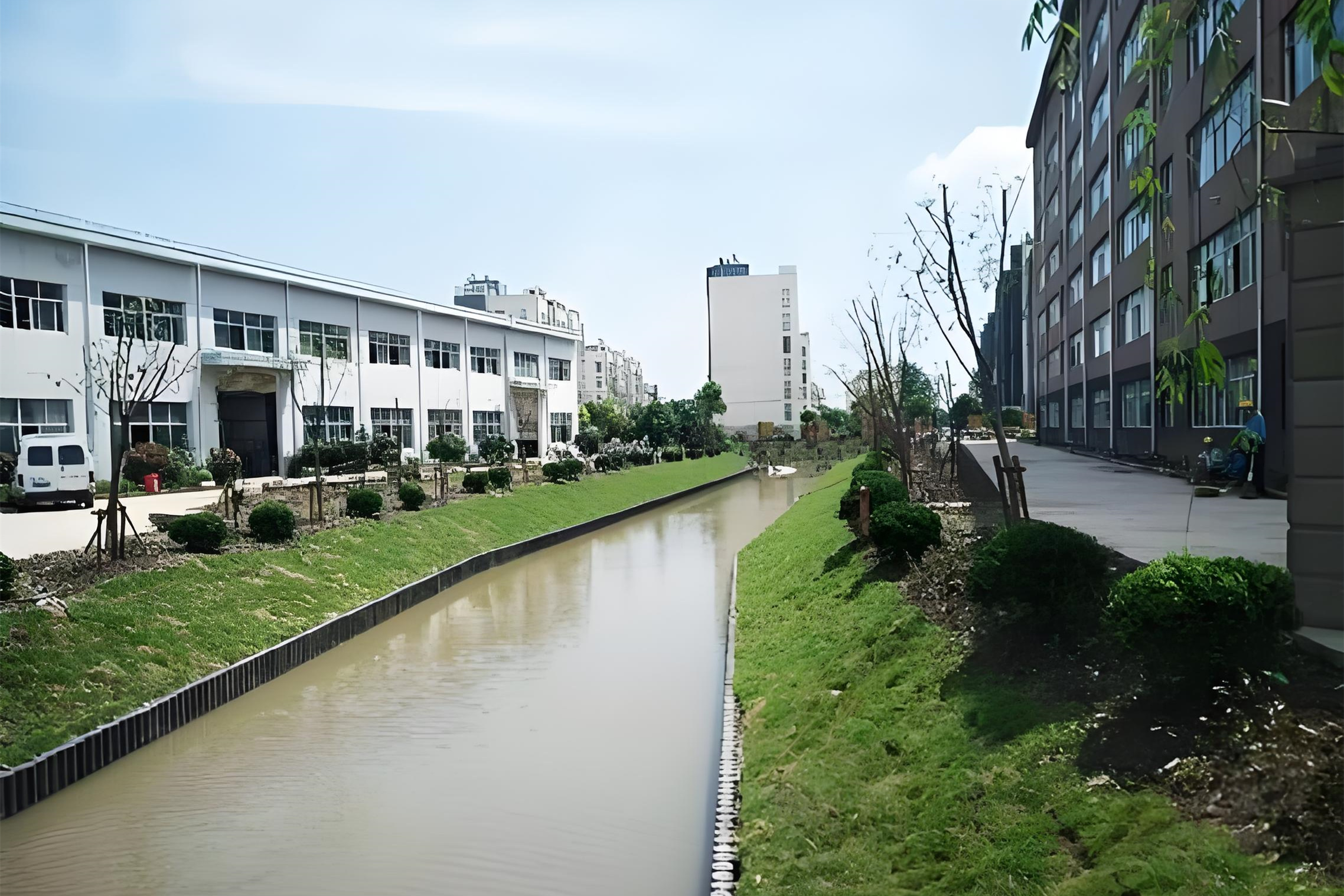 水泥樁批發(fā)廠家泓樺錦嘉-打水泥樁的承載力如何計(jì)算？