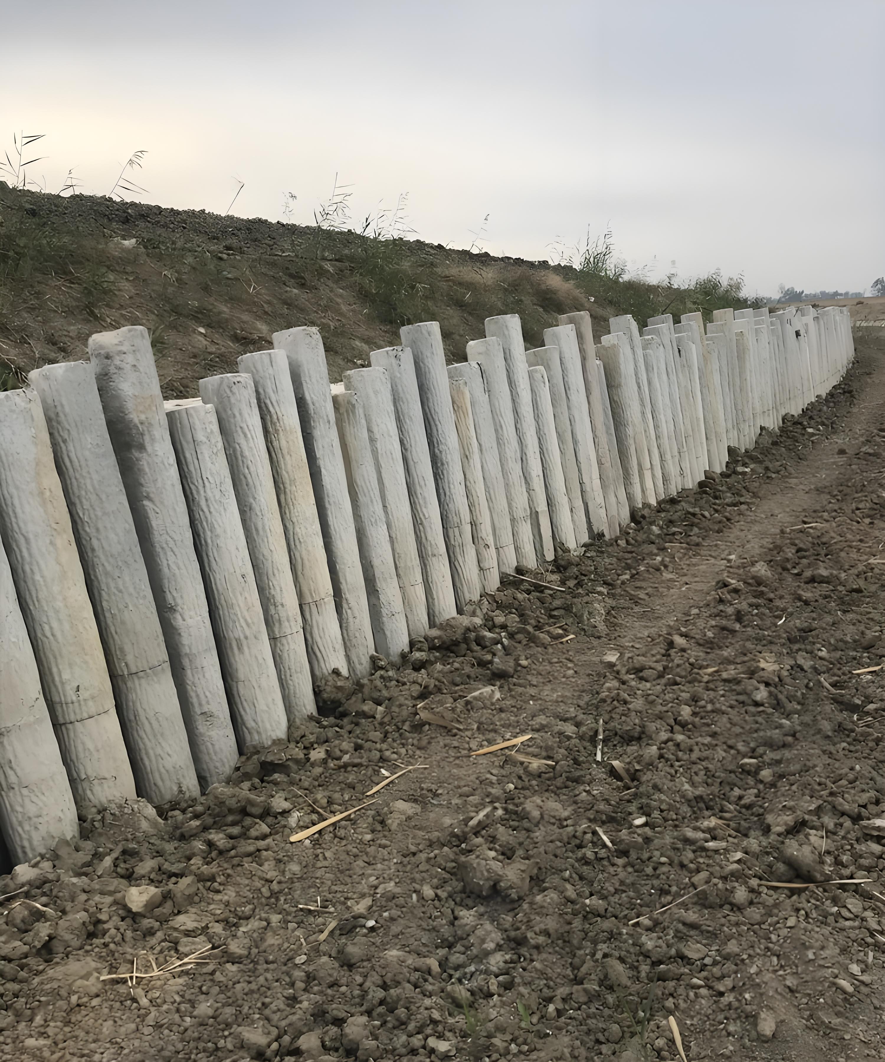 水泥樁批發(fā)廠家泓樺錦嘉-混凝土圓樁施工的配筋要求是什么？