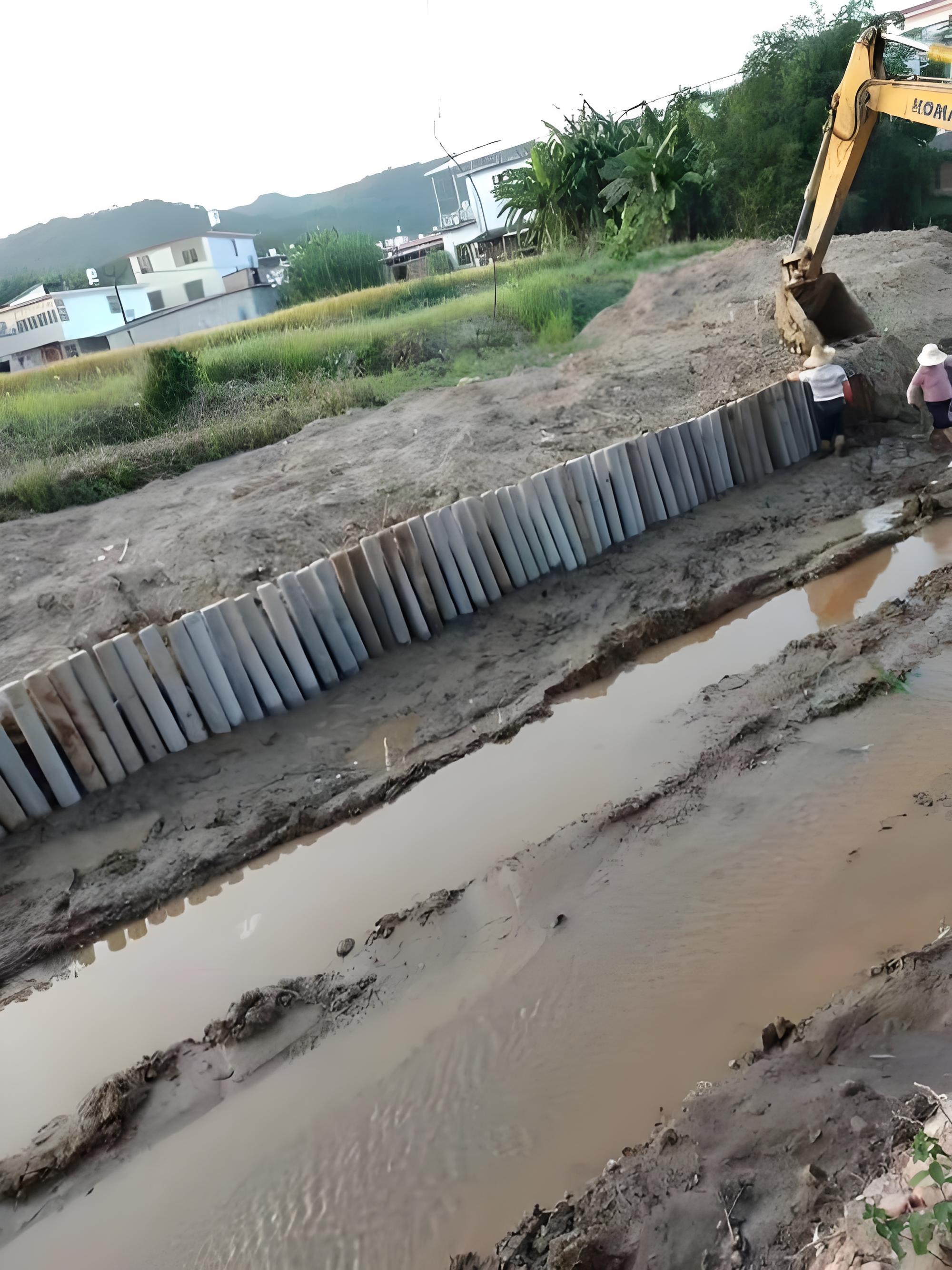 水泥樁廠家泓樺錦嘉-打水泥樁遇到軟土地基怎么加固？