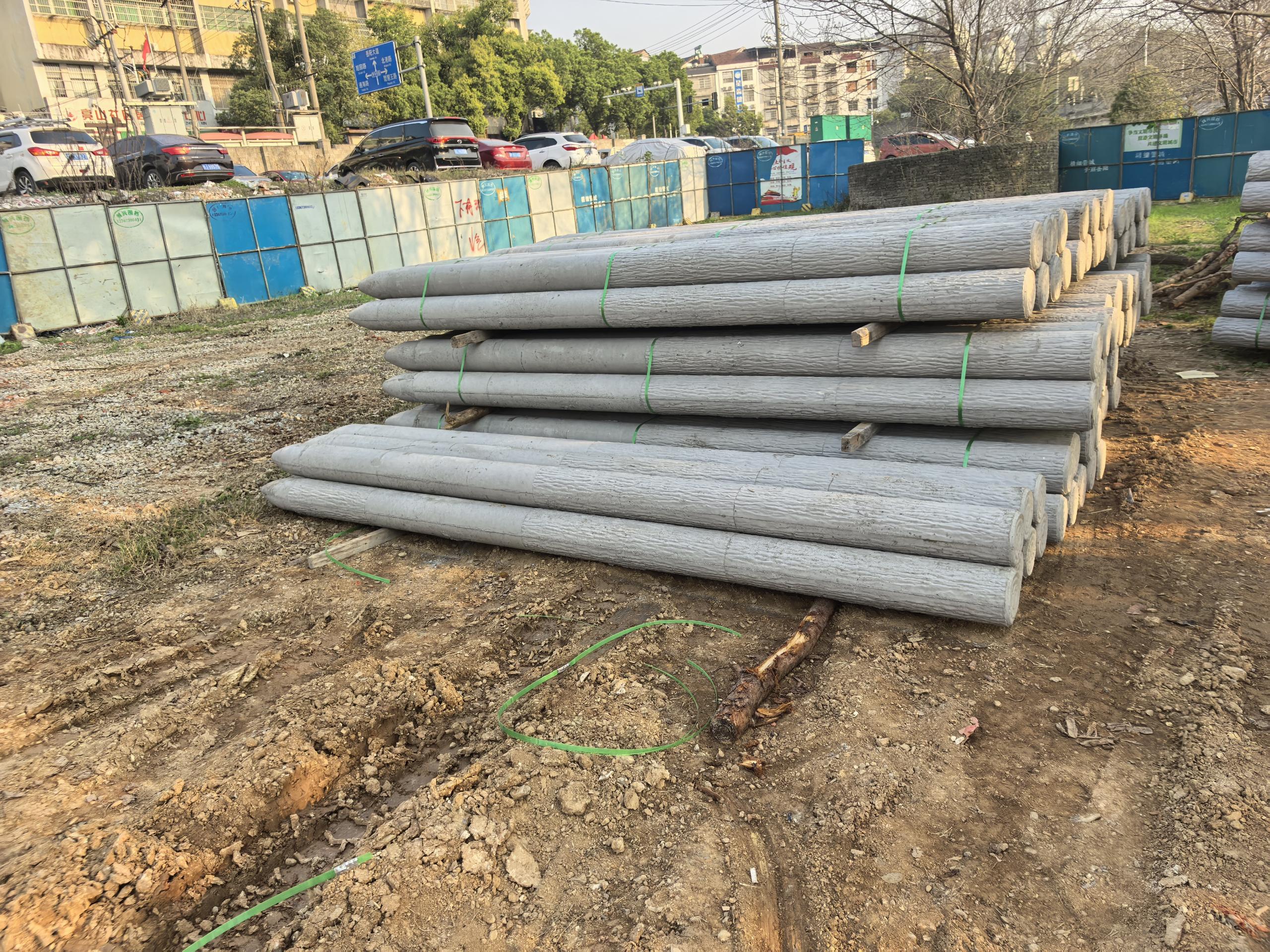 水泥仿木樁廠家泓樺錦嘉 - 水泥仿木樁適合用在河道護(hù)岸嗎？?